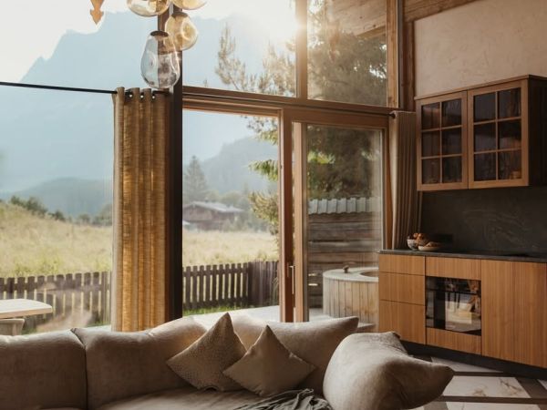 Z u g s p i t z b l i c k Das Rundherum wandelt sich 🍁 Die steinernen Hüter sind das, was immer da ist. Ein Blick nach...