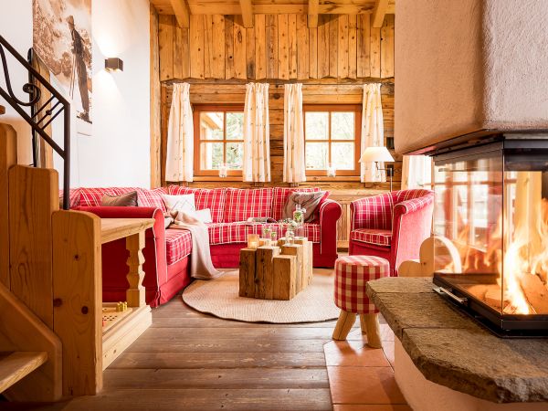 laposch-mountain-chalet-wohnen-tirol.jpg